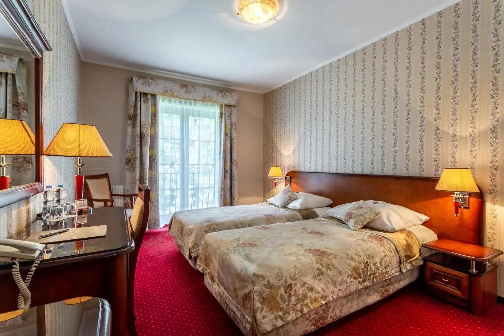 Hotel Dworek Tryumf Dąbrowscy Spółka Jawna - Chambres