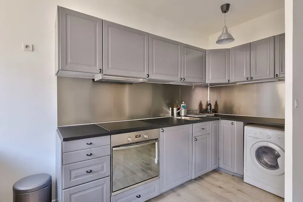 Charming 2 Room Apartment With Balcony - Paris 8ème - Général