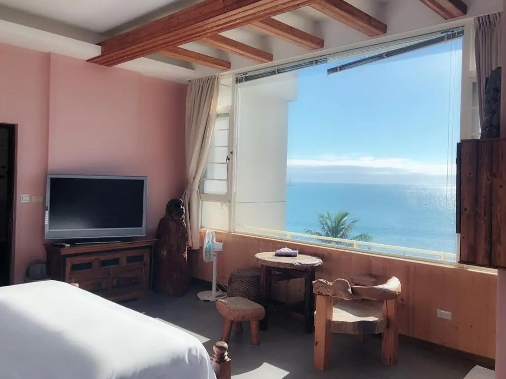 Deluxe Double room with sea view (twin beds)
