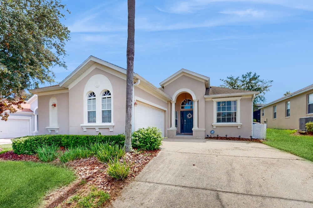 Single-story Home With Private Pool, Wifi, Central AC, WD and Full Kitchen