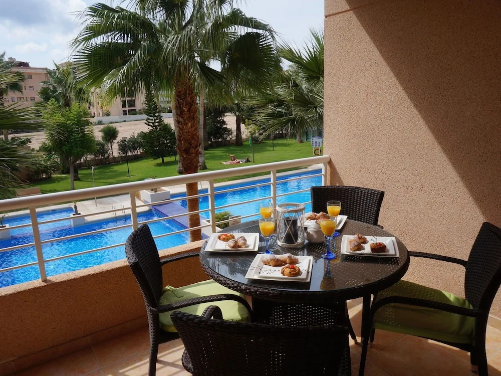 Charming Apartment in L'alfàs del Pi With Swimming Pool