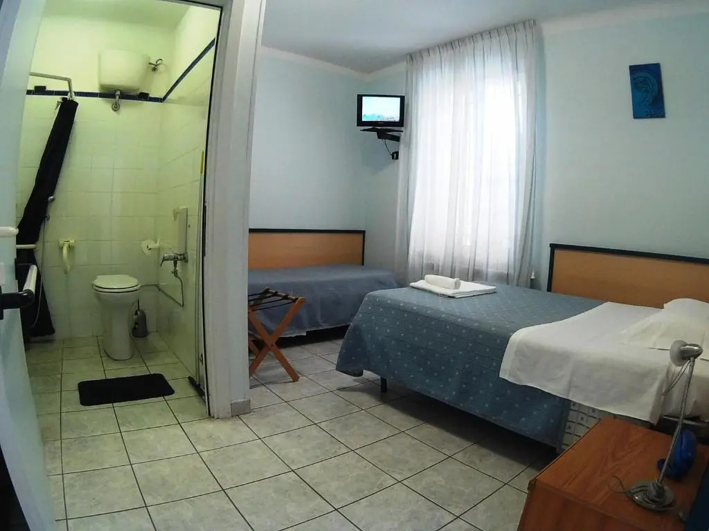 Standard Double room (twin beds)