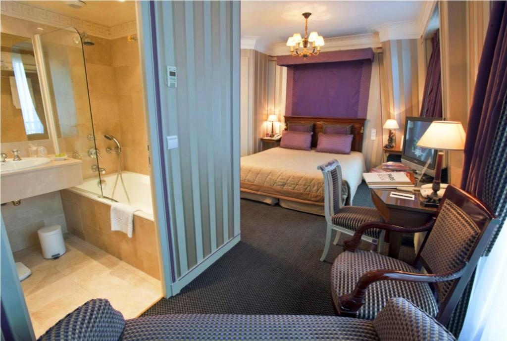 Napoleon Hotel 40