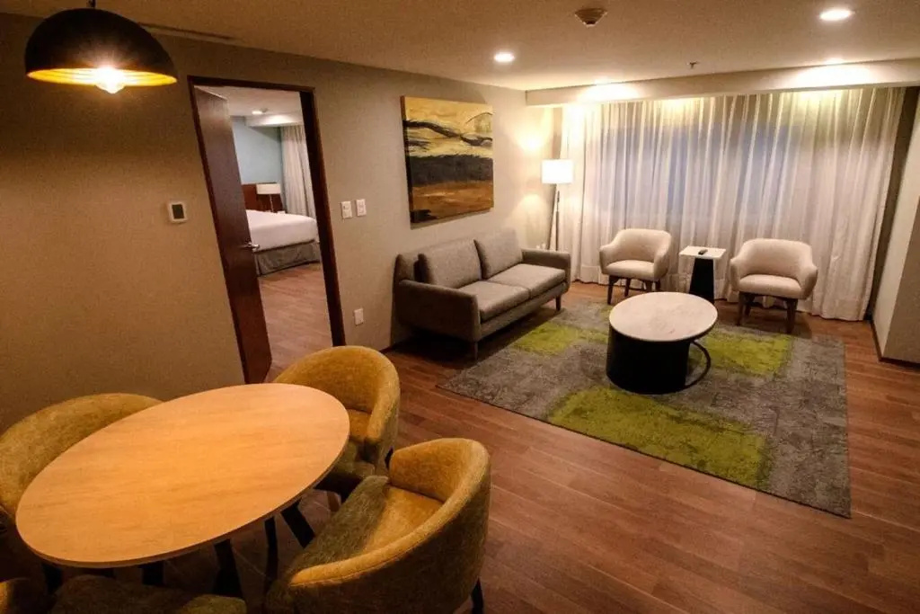 Courtyard Marriott — 2