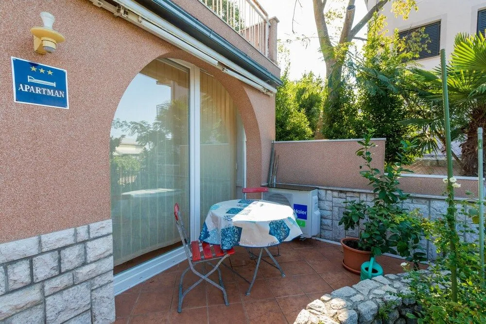 Apartment Mirjana