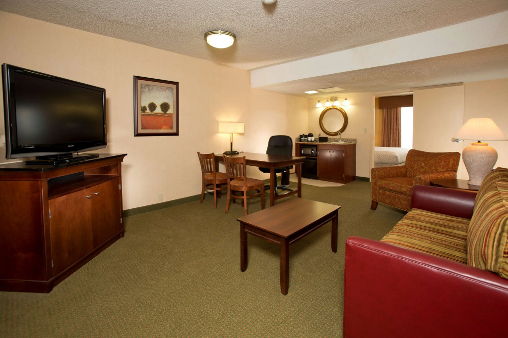 Embassy Suites by Hilton Tulsa I-44 - Général