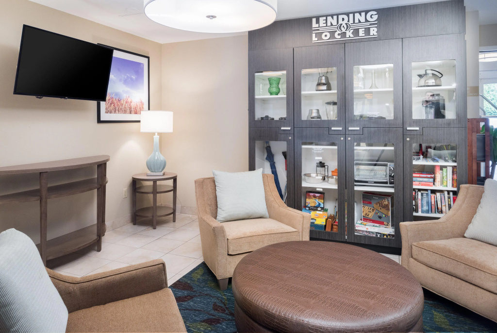 Lobby & Reception