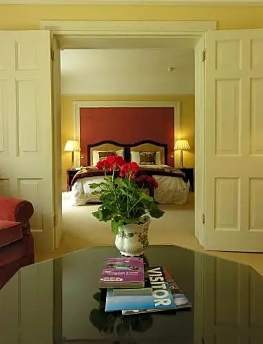 Ross Lake House Hotel - Chambres