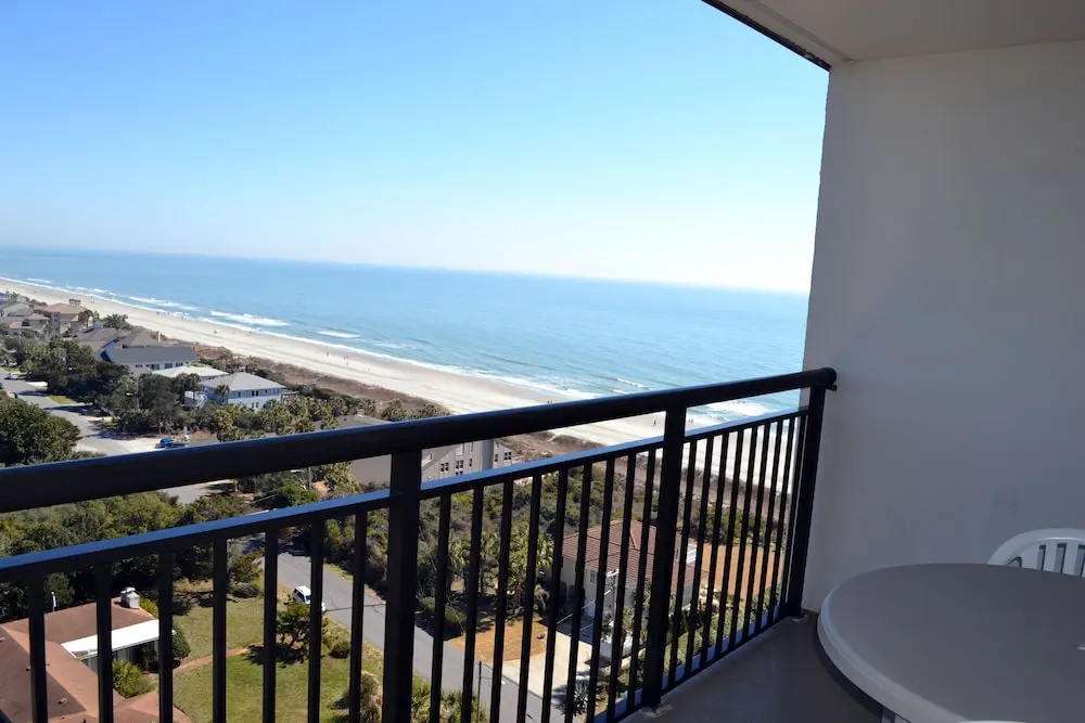 Grande Shores Ocean Resorts Condominiums - Chambres
