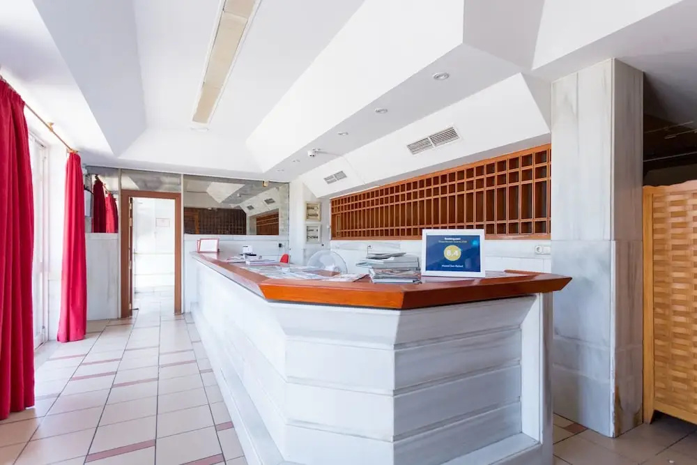Hotel photo 11