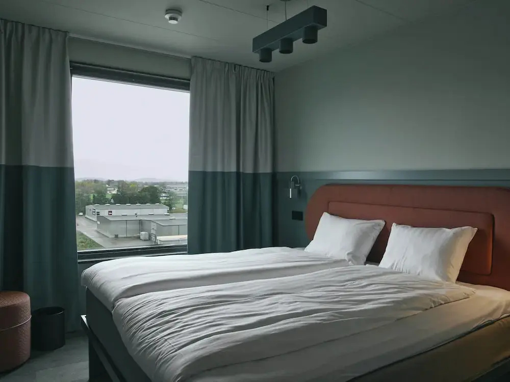 Standard Double room (full double bed)