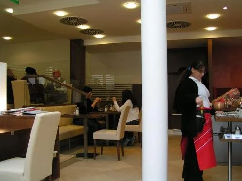 City Hotel Albrecht Schwechat - Général