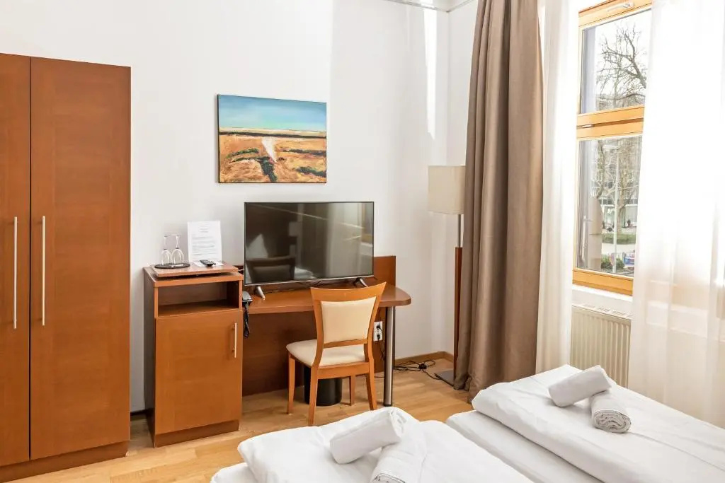 Standard Double room (twin beds)