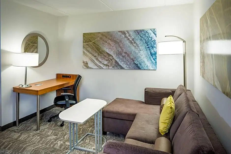 1 Bedroom Quadruple Suite