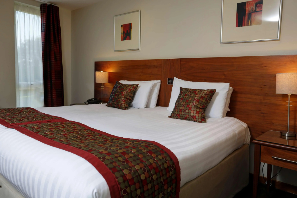 Best Western Kings Manor Hotel - Général