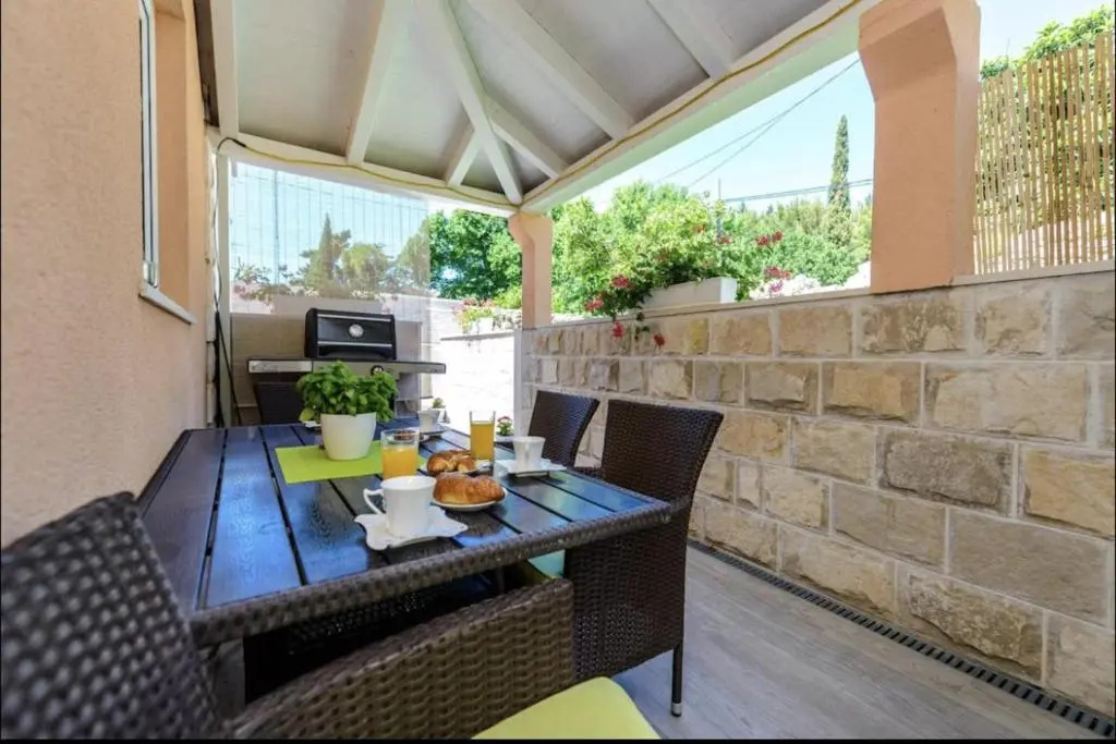 Luxury House Anita in old Town Cavtat-beachfront