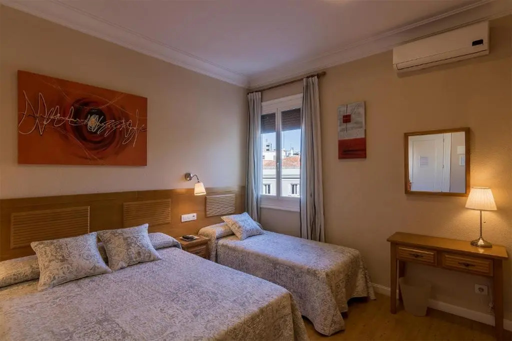 Standard Double room (full double bed)