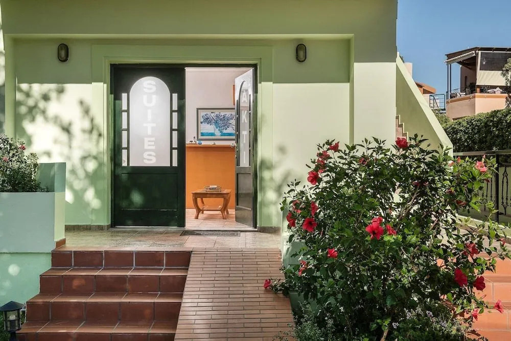 Akti hotel