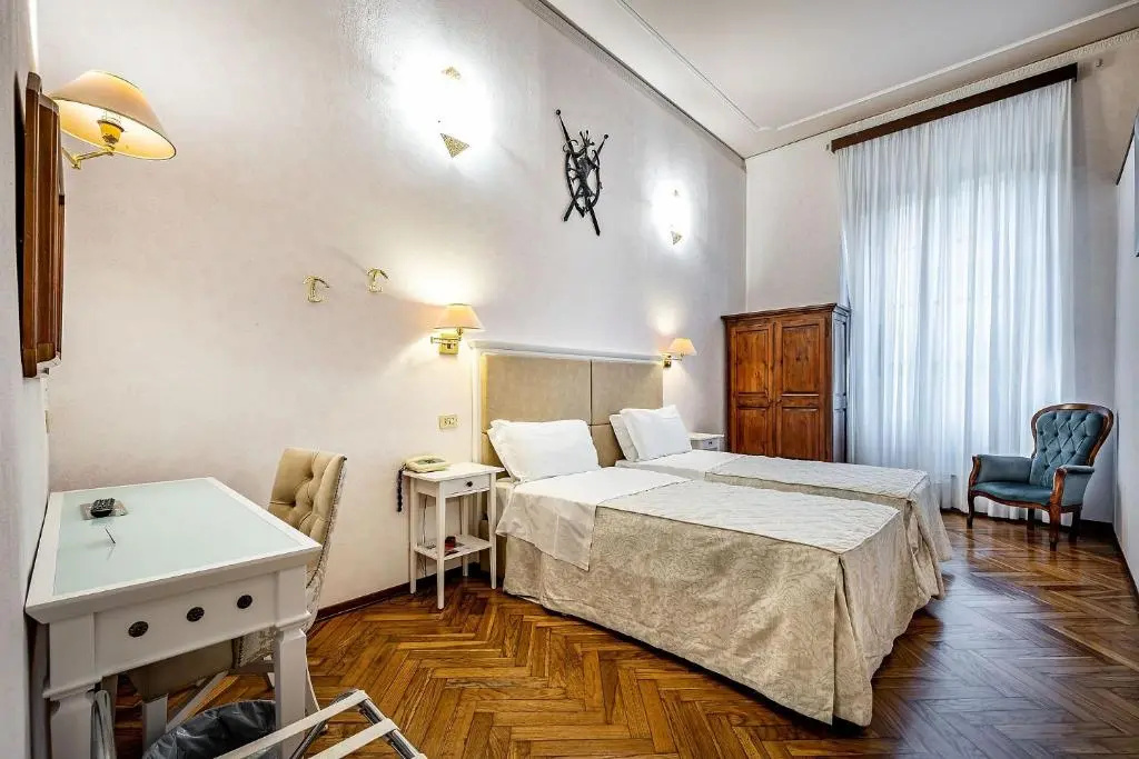 Standard Double room (full double bed)