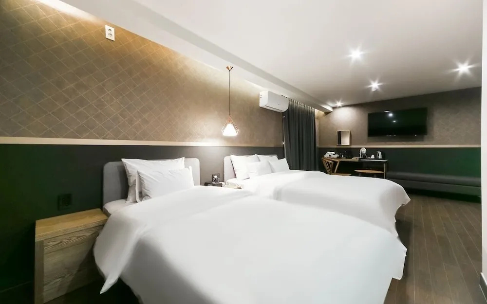 Superior Double room (twin beds)