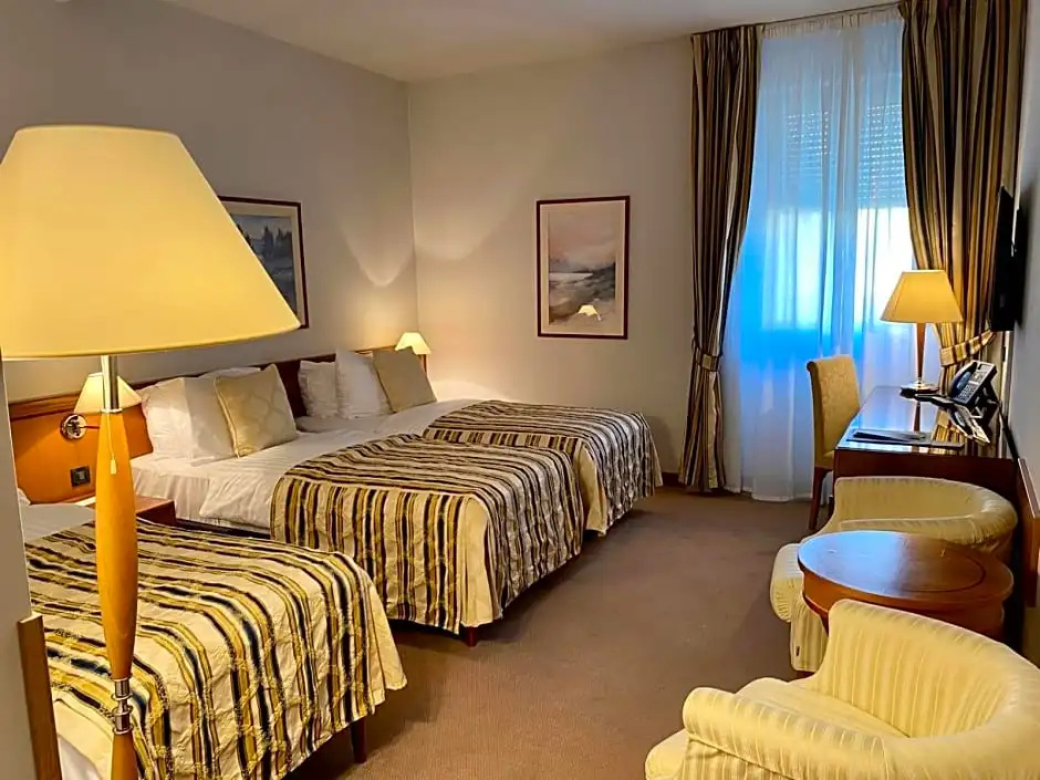 Grand Hotel Bonavia - Chambres