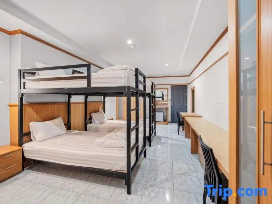 Bed in Dorm (female dorm)