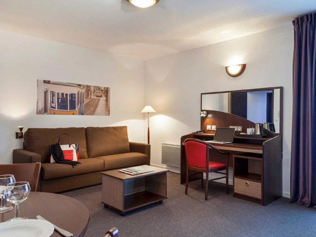 Comfort Suites Port-Marly Paris Ouest - Général