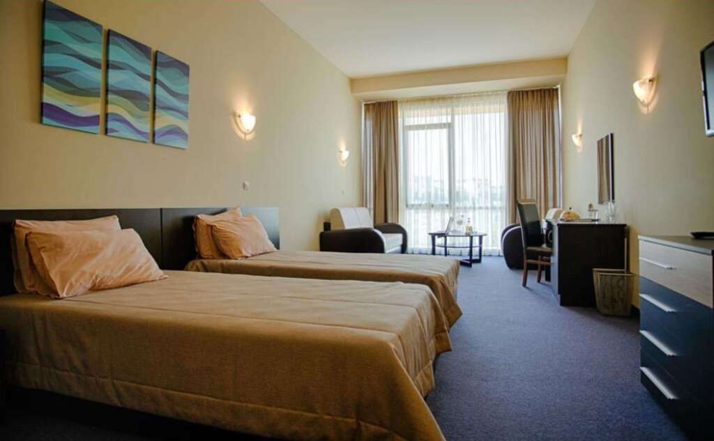 Hemus Hotel by null