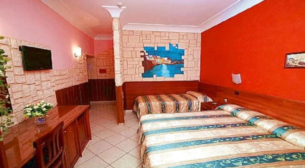 Superior Triple room