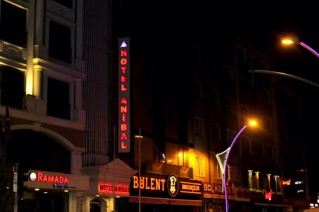 Anibal Hotel