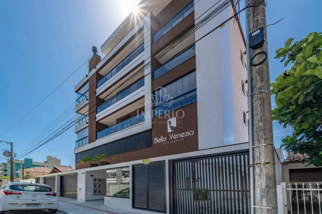 310 - Belíssimo Apartamento na Praia de Bombas