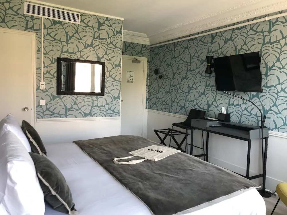 Hôtel Prony Monceau 76
