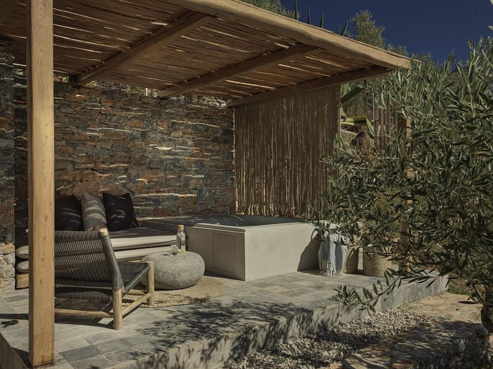 Aphrodite Suite by Peliva Nature Suites
