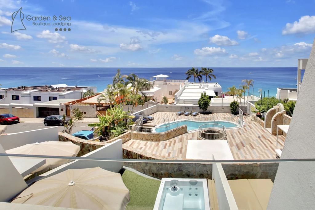 Beach & Waterfront