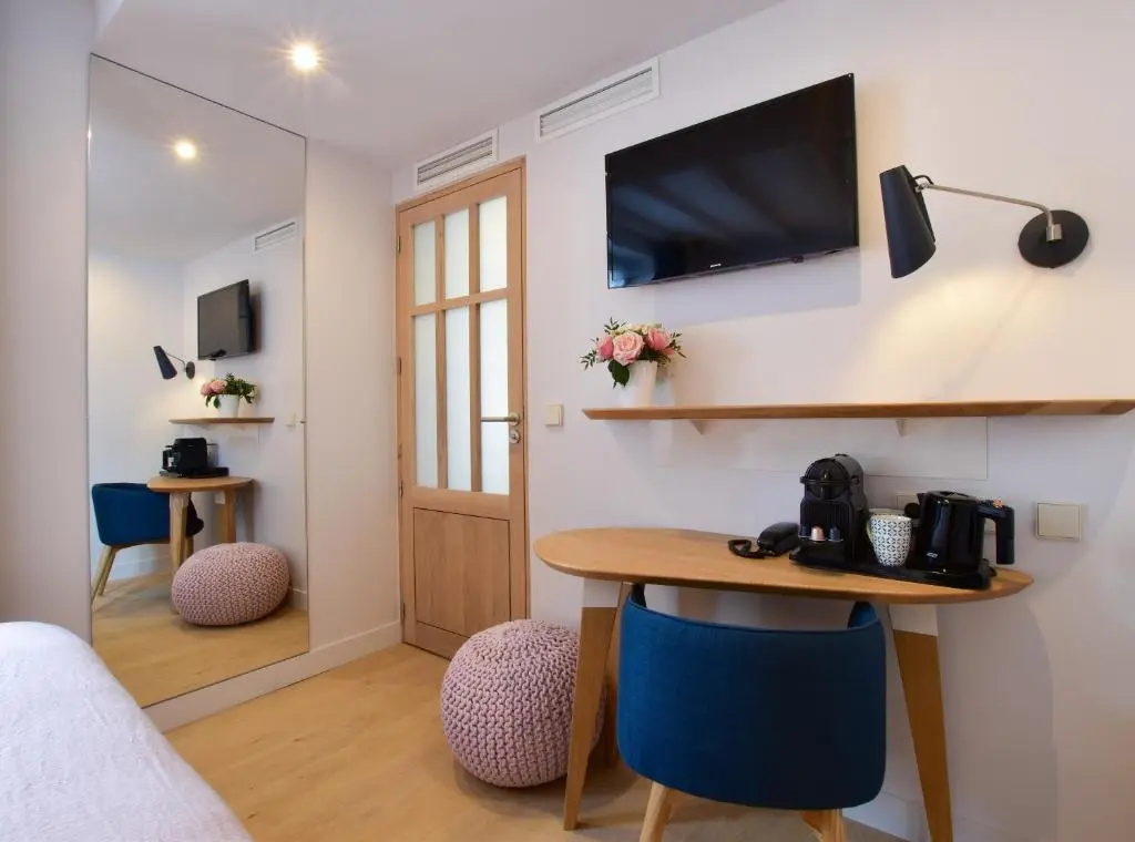 Classic Quadruple room