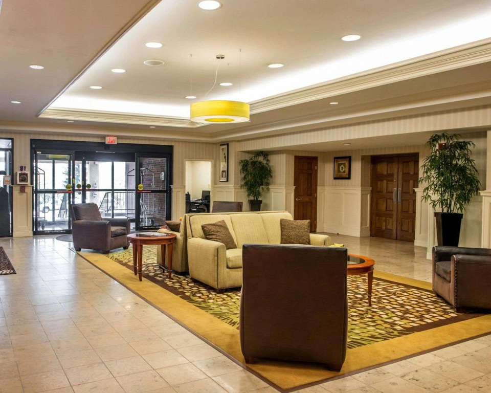 MainStay Suites