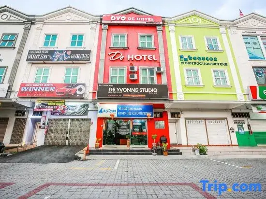 De Hotel Teluk Intan