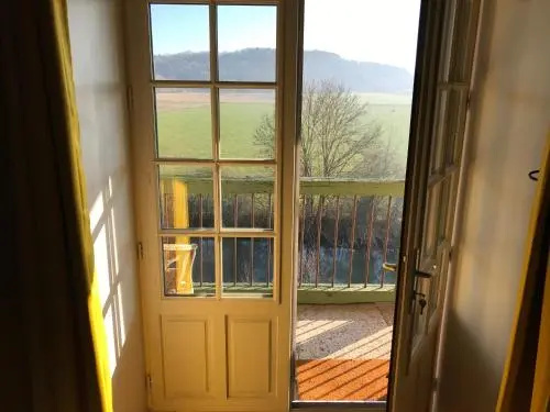 Balcony & Terrace