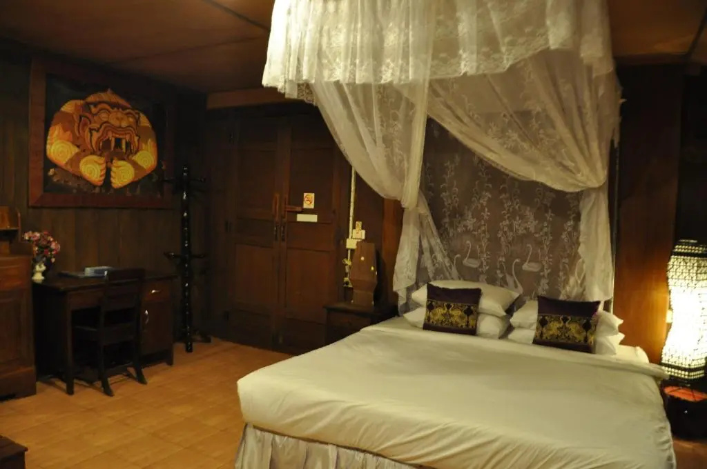 Ruean Thai Hotel - Chambres