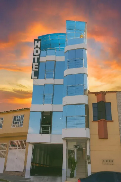 Hotel Blue