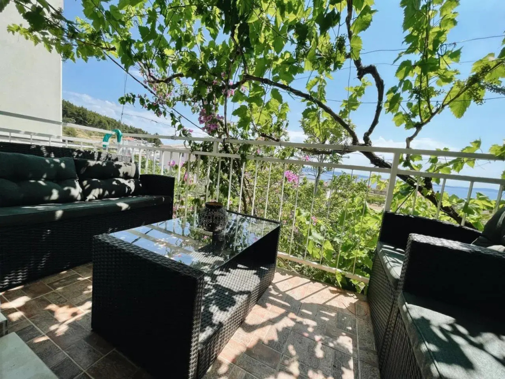 Apartments Fani 3421