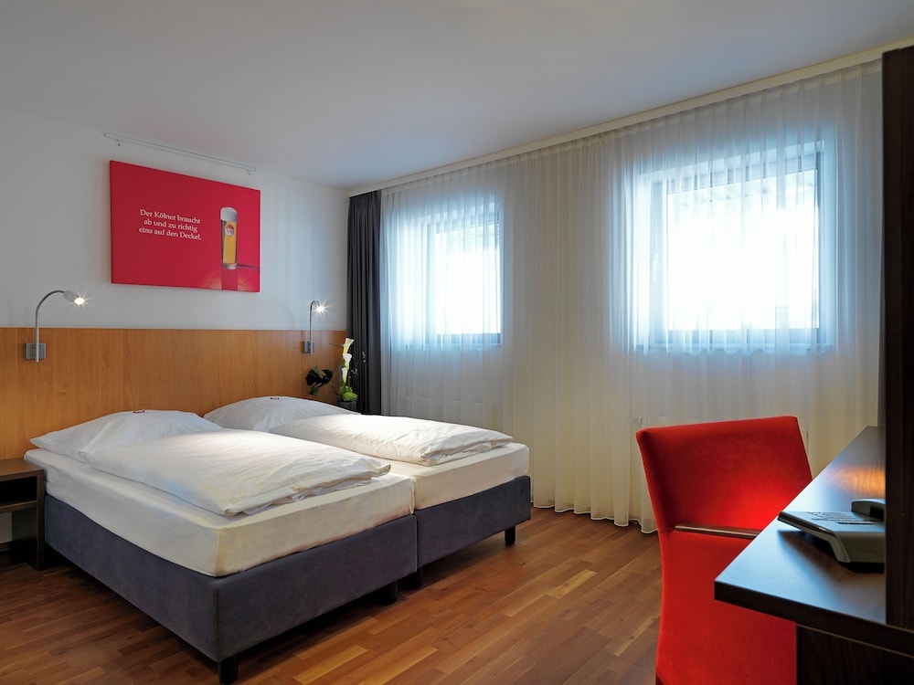 Standard Twin room (twin beds)