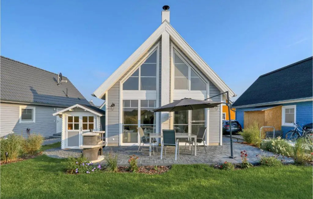 Stunning Home in Zerpenschleuse With 2 Bedrooms and Wifi