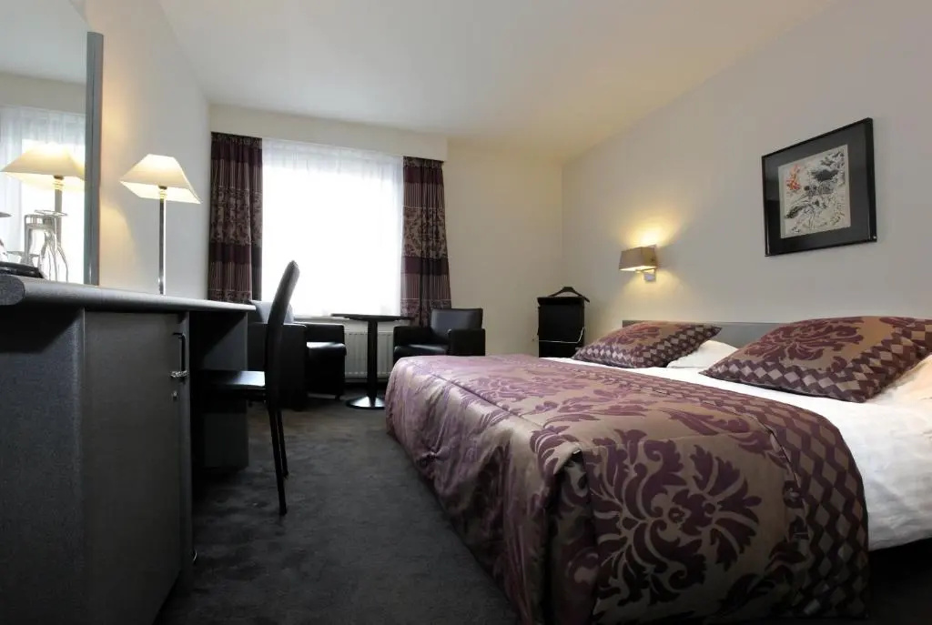 Comfort room
