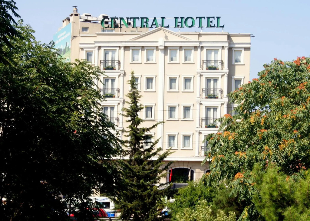 Central Hotel