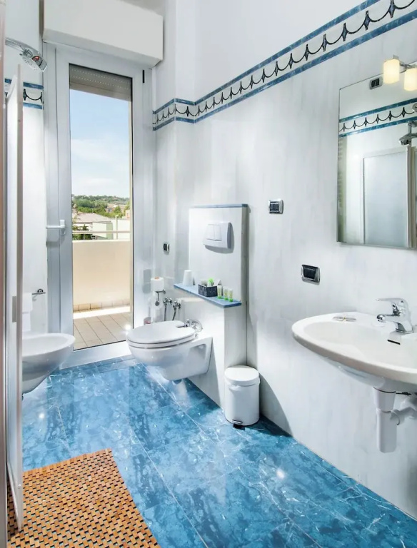 Standard room with balcony