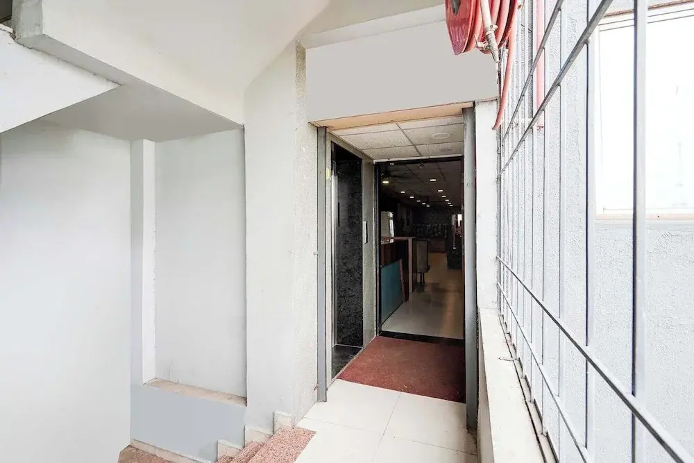 Fabhotel Krishna Inn