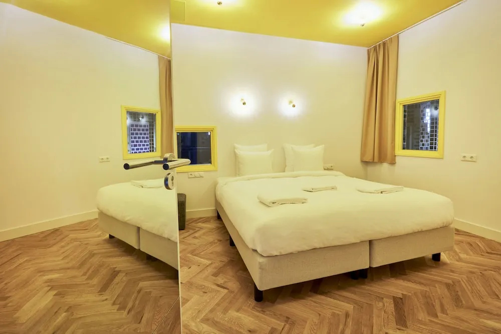 Hotel Not Hotel Amsterdam - Chambres