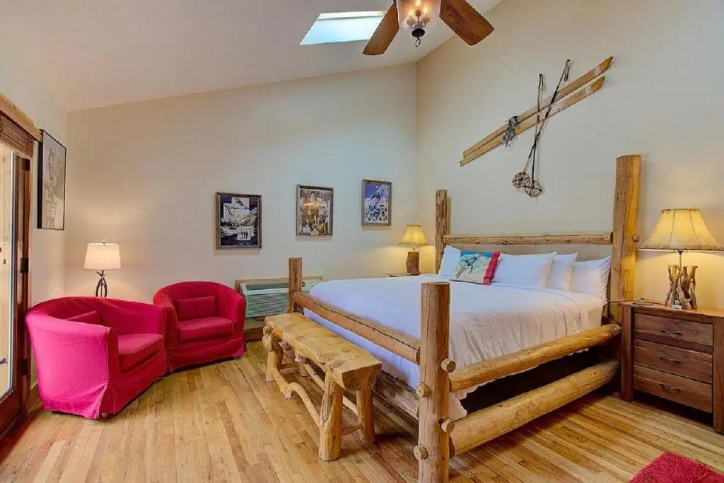 Superior Double room (full double bed)