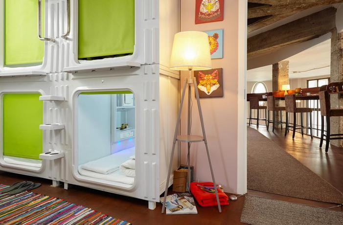 Molotoff Capsule Hotel (By Ostrovok